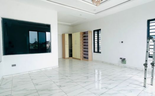 5 bedroom detached house rental income investment for sale