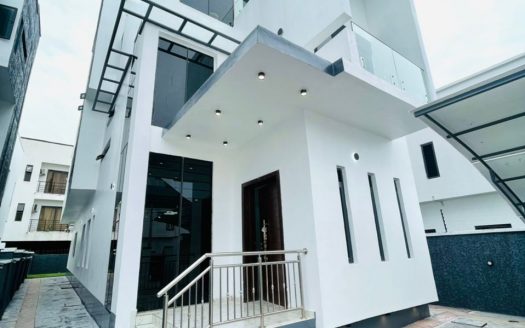 4 bedroom detached duplex for sale