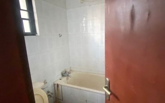2 bedroom flat/apartment