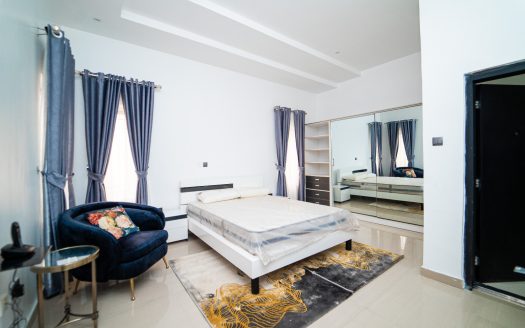 5 bedroom duplex for rent Lekki phase 1