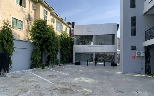 Shop for rent in lekki phase 1 Lagos