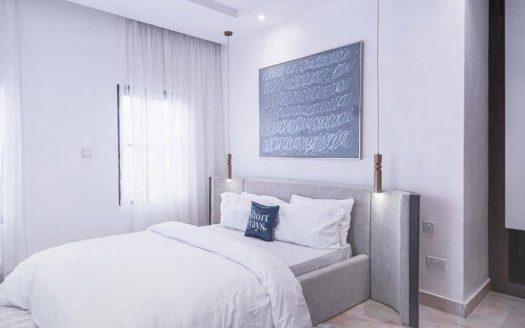 3 bedroom apartment for sale in Oniru estate