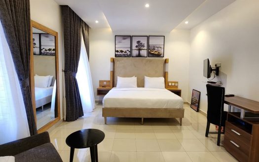 1 Bed Lekki Phase 1 For Rent
