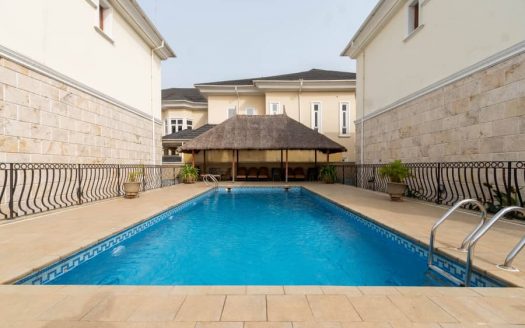 4 bed lekki phase 1 for rent