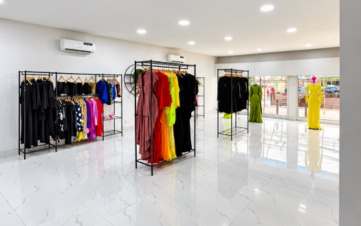 Fully Serviced Commercial Space