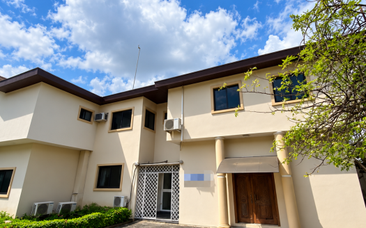 4-Bedroom Semi-Detached House For Office Use