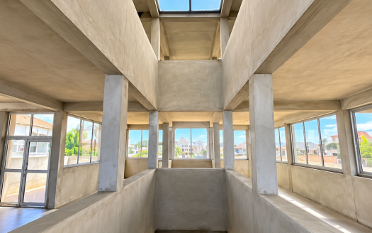 Open-plan Commercial Space