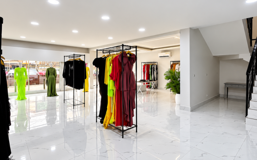 Fully Serviced Commercial Space