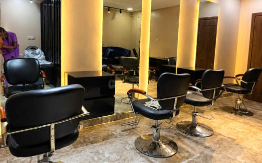 Salon Space